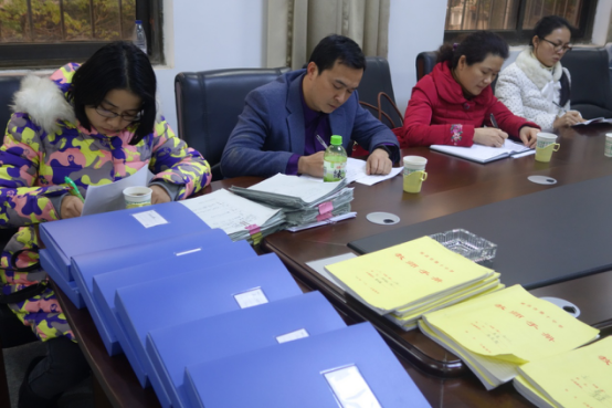 青云谱区党委委员、区教研室主任邹盛蓉，基教科科长廖俊，区教研室副主任廖群君一行来我校开展督导评估工作