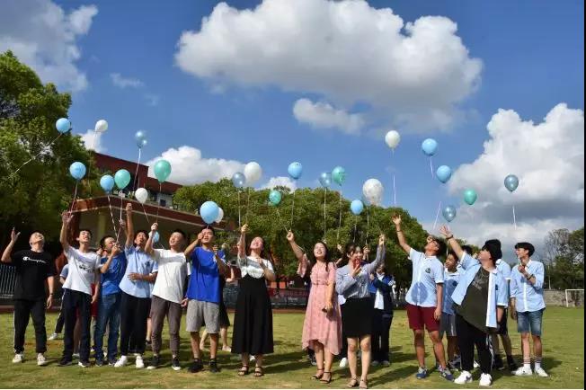 南昌民德学校：高三韩国留学班毕业典礼之追梦逐日