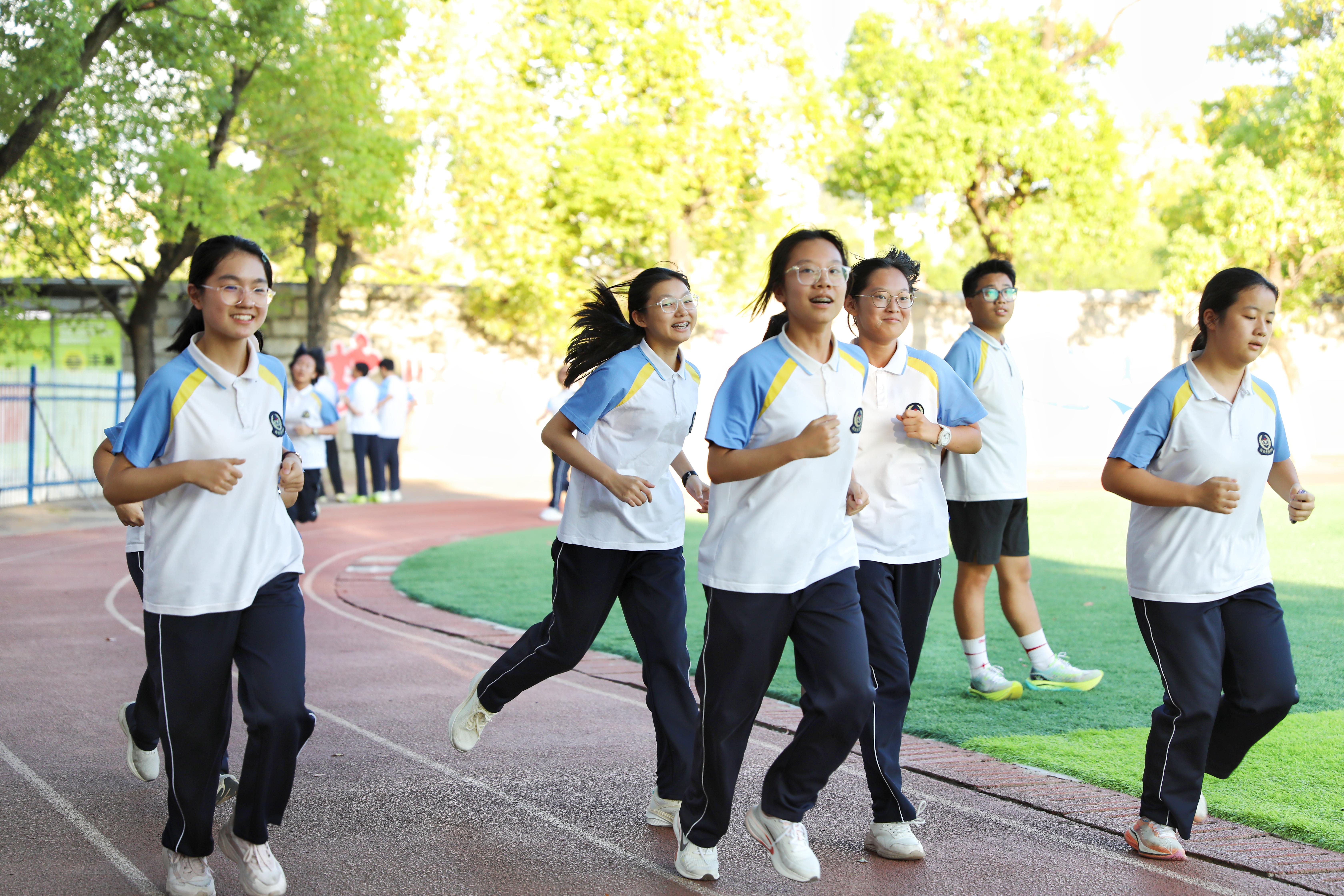 初中部办学特色